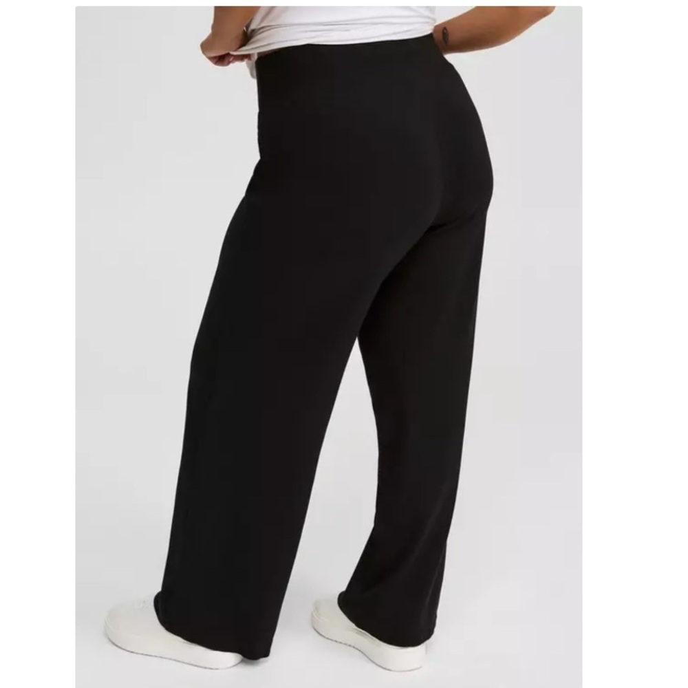 Torrid Studio Luxe Pixie Pull-On Wide Leg Trouser… - image 2